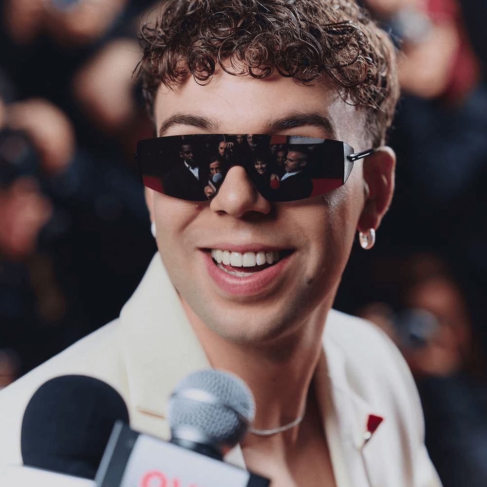 BUENAS NOCHES - Quevedo